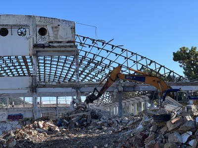S’enderroca la volta de l’antiga fàbrica Can Mercadal